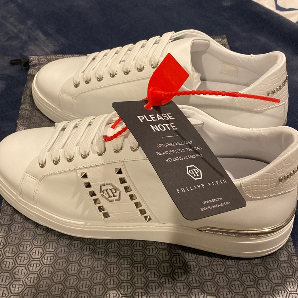 🎀 AUTHENTIC PHILIPP PLEIN LEATHER SNEAKERS BRAND NEW🎀
